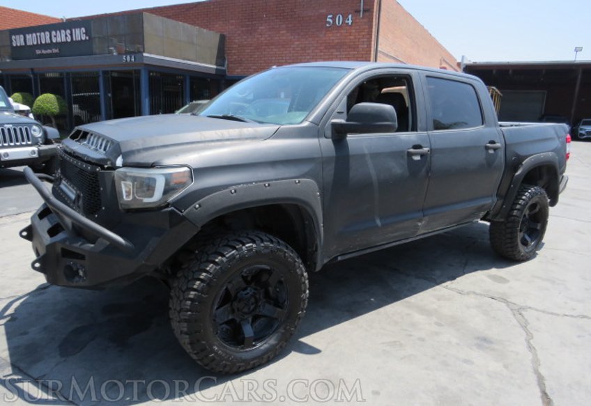 2015 Toyota Tundra 4WD Truck - Image 3