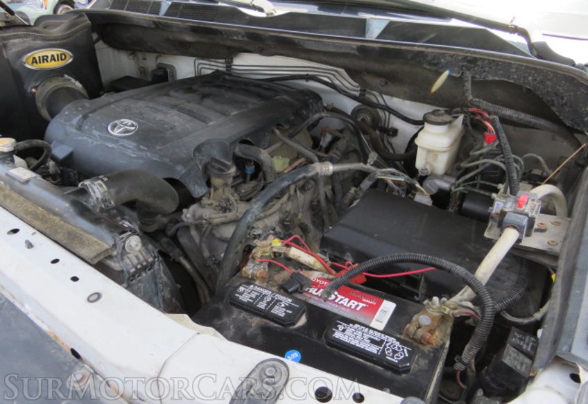 2015 Toyota Tundra 4WD Truck - Image 49