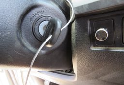 2015 Toyota Tundra 4WD Truck - Image 41