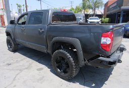 2015 Toyota Tundra 4WD Truck - Image 8