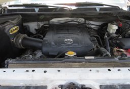 2015 Toyota Tundra 4WD Truck - Image 50