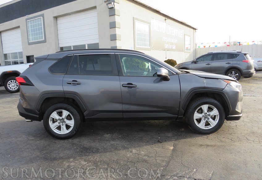 2020 Toyota RAV4 - Image 9