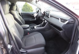 2020 Toyota RAV4 - Image 25