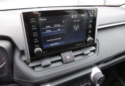 2020 Toyota RAV4 - Image 38