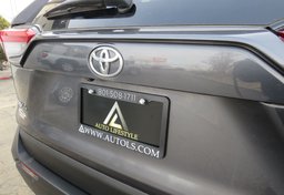 2020 Toyota RAV4 - Image 17