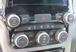 2019 Ram 1500 - Image 40