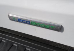 2022 Ford F-150 - Image 13