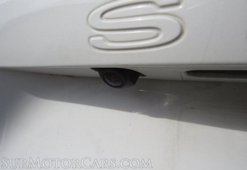 2017 Toyota Sienna - Image 14