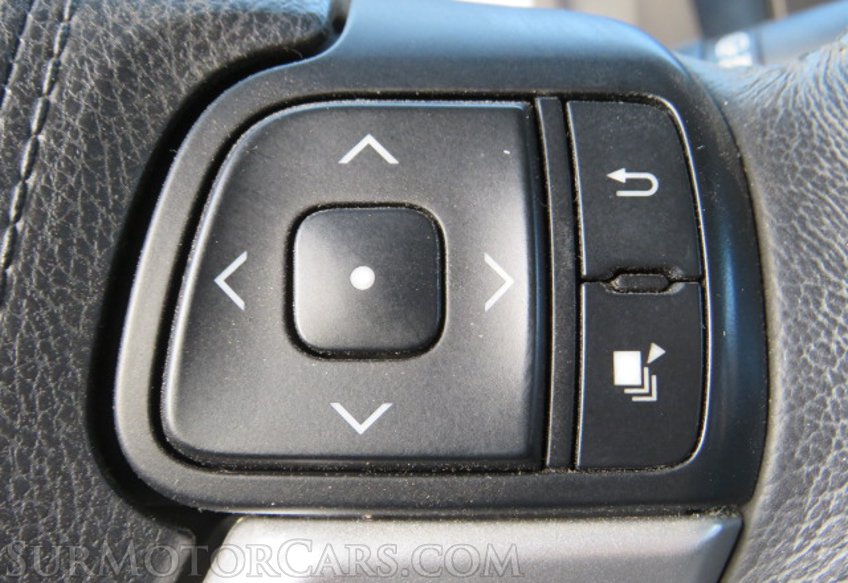 2017 Toyota Sienna - Image 39