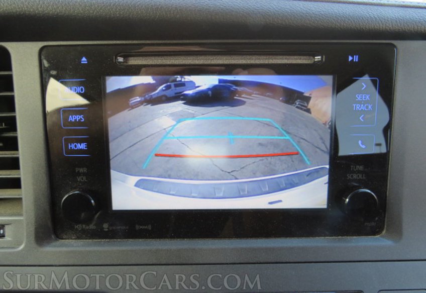 2017 Toyota Sienna - Image 36