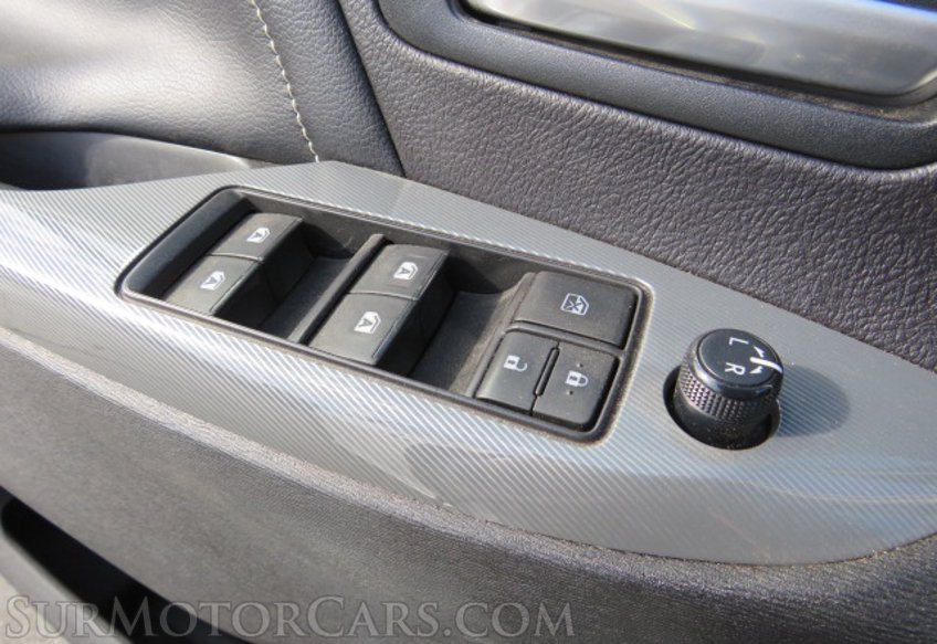 2017 Toyota Sienna - Image 47