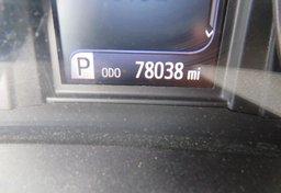 2017 Toyota Sienna - Image 34