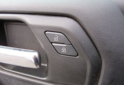 2019 Chevrolet Silverado 1500 - Image 39