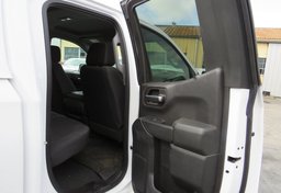 2019 Chevrolet Silverado 1500 - Image 25