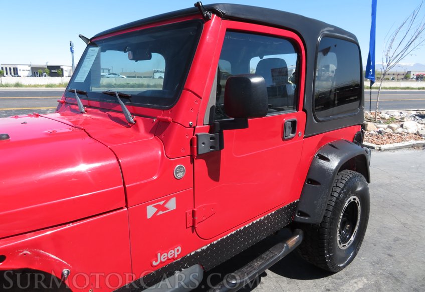 2005 Jeep Wrangler - Image 12