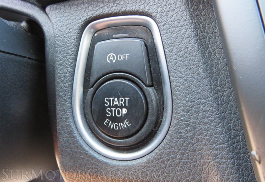 2015 BMW 3 Series - Image 21