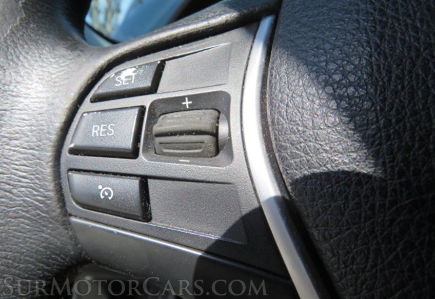 2015 BMW 3 Series - Image 40