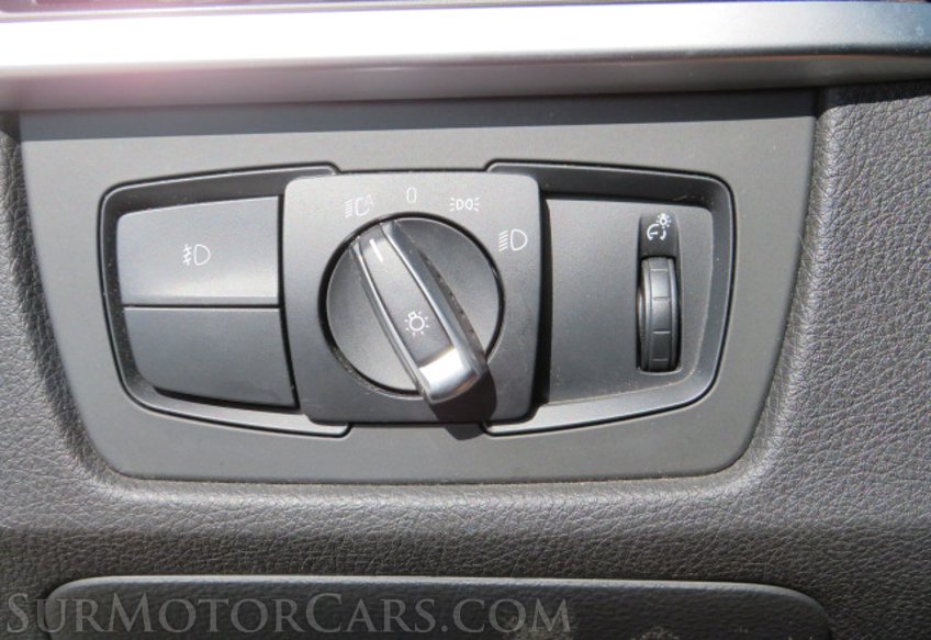 2015 BMW 3 Series - Image 32