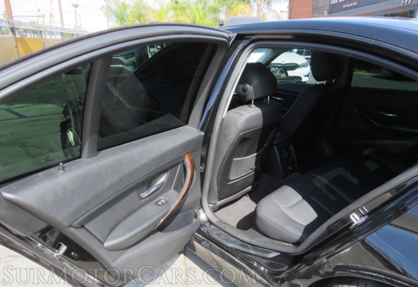 2015 BMW 3 Series - Image 35