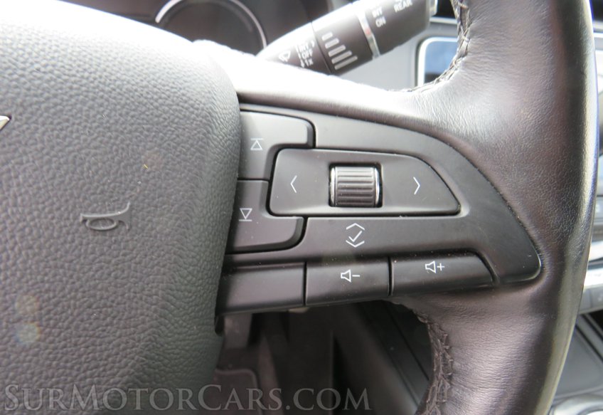 2019 Cadillac XT4 - Image 37