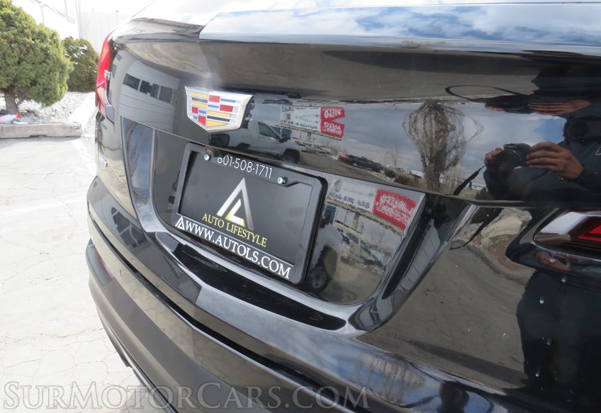 2019 Cadillac XT4 - Image 19