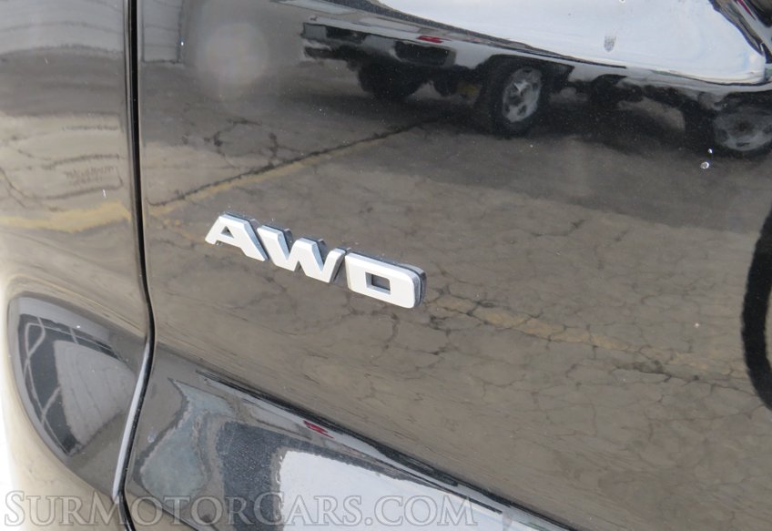 2019 Cadillac XT4 - Image 25