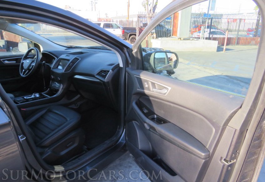 2020 Ford Edge - Image 24