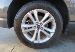 2020 Ford Edge - Image 22