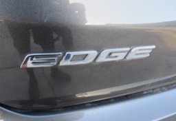 2020 Ford Edge - Image 17