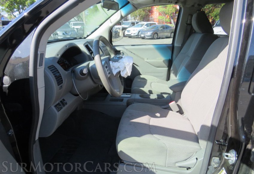 2019 Nissan Frontier - Image 24