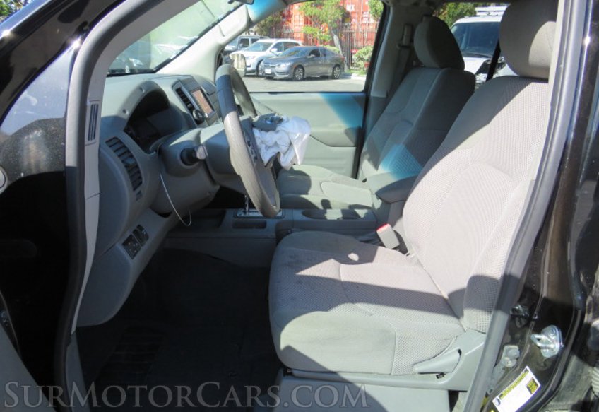 2019 Nissan Frontier - Image 26