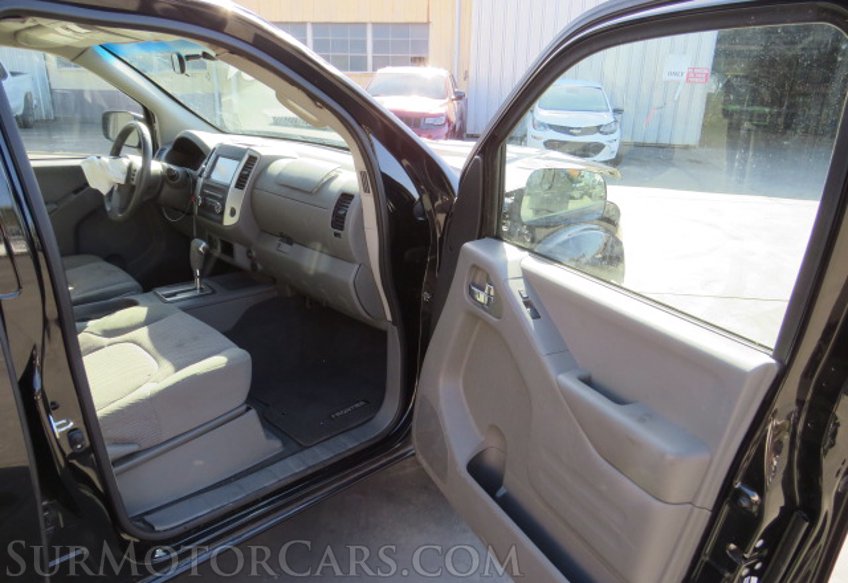 2019 Nissan Frontier - Image 22