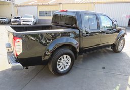 2019 Nissan Frontier - Image 10