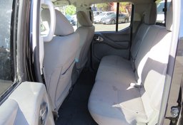 2019 Nissan Frontier - Image 32