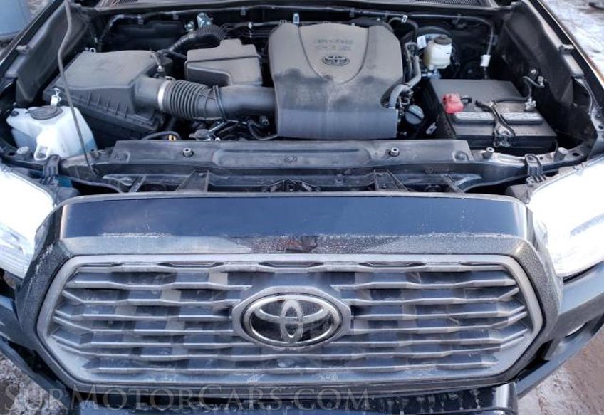 2022 Toyota Tacoma - Image 10