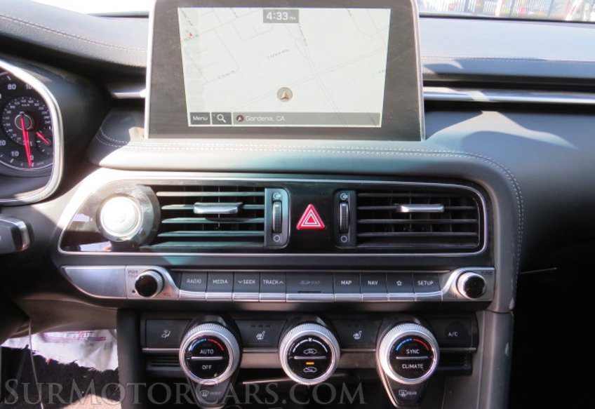 2020 Genesis G70 - Image 39