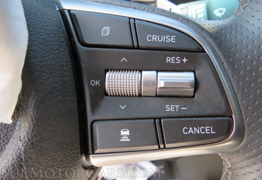 2020 Genesis G70 - Image 44