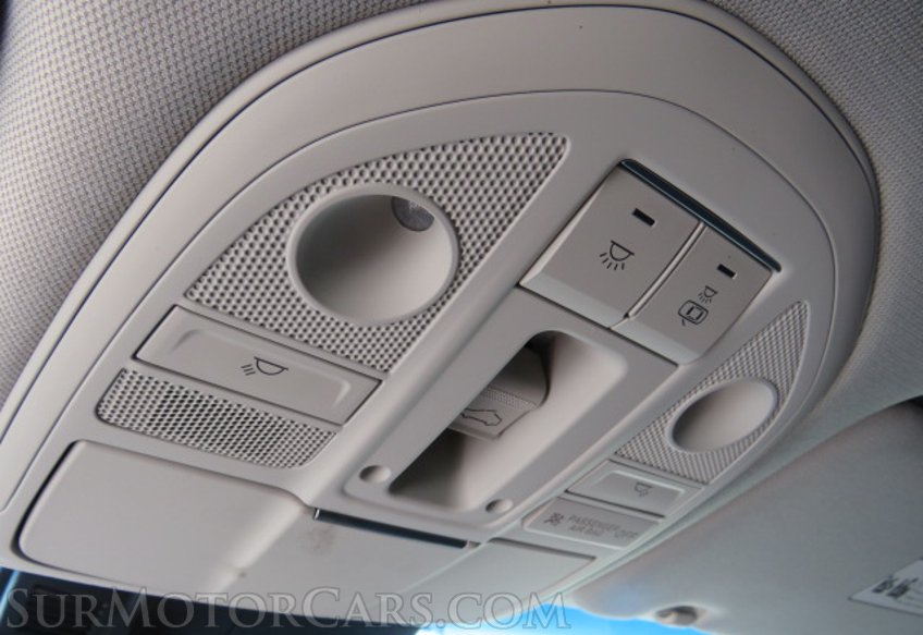 2020 Genesis G70 - Image 48