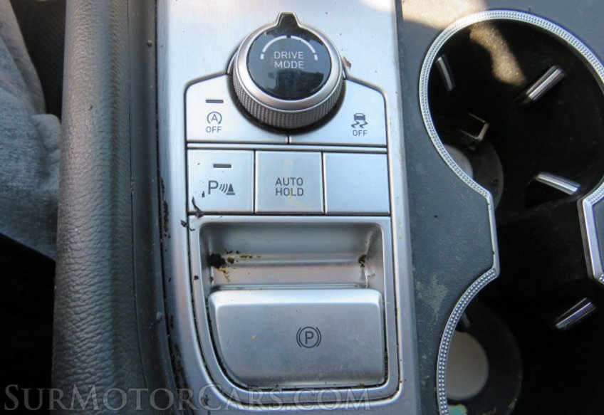 2020 Genesis G70 - Image 41