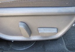 2020 Genesis G70 - Image 54