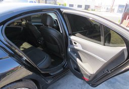 2020 Genesis G70 - Image 29