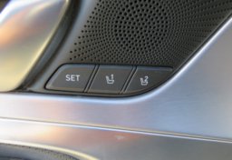 2020 Genesis G70 - Image 52