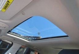 2020 Genesis G70 - Image 20