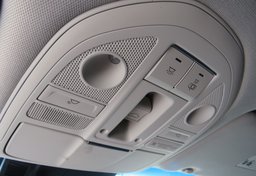 2020 Genesis G70 - Image 48