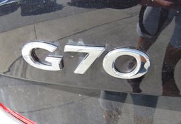 2020 Genesis G70 - Image 15