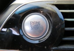 2020 Genesis G70 - Image 45