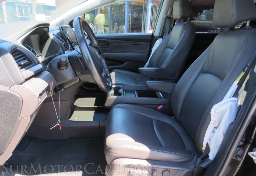 2018 Honda Odyssey - Image 25