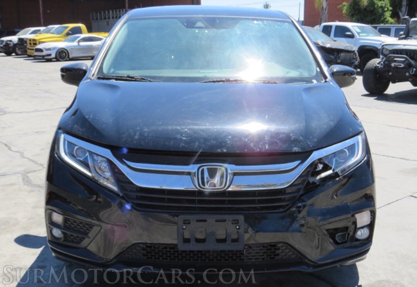 2018 Honda Odyssey - Image 11