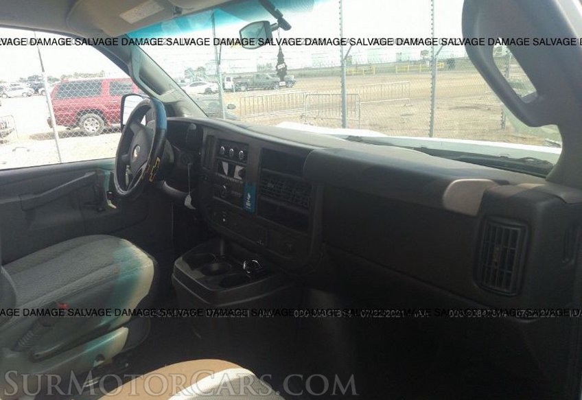 2017 Chevrolet Express Cargo Van - Image 5