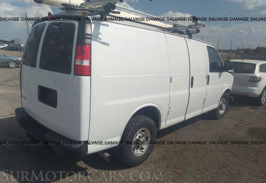 2017 Chevrolet Express Cargo Van - Image 3
